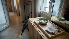 Sale grosso e rosmarino in casa: a cosa serve davvero la ciotola e quando funziona